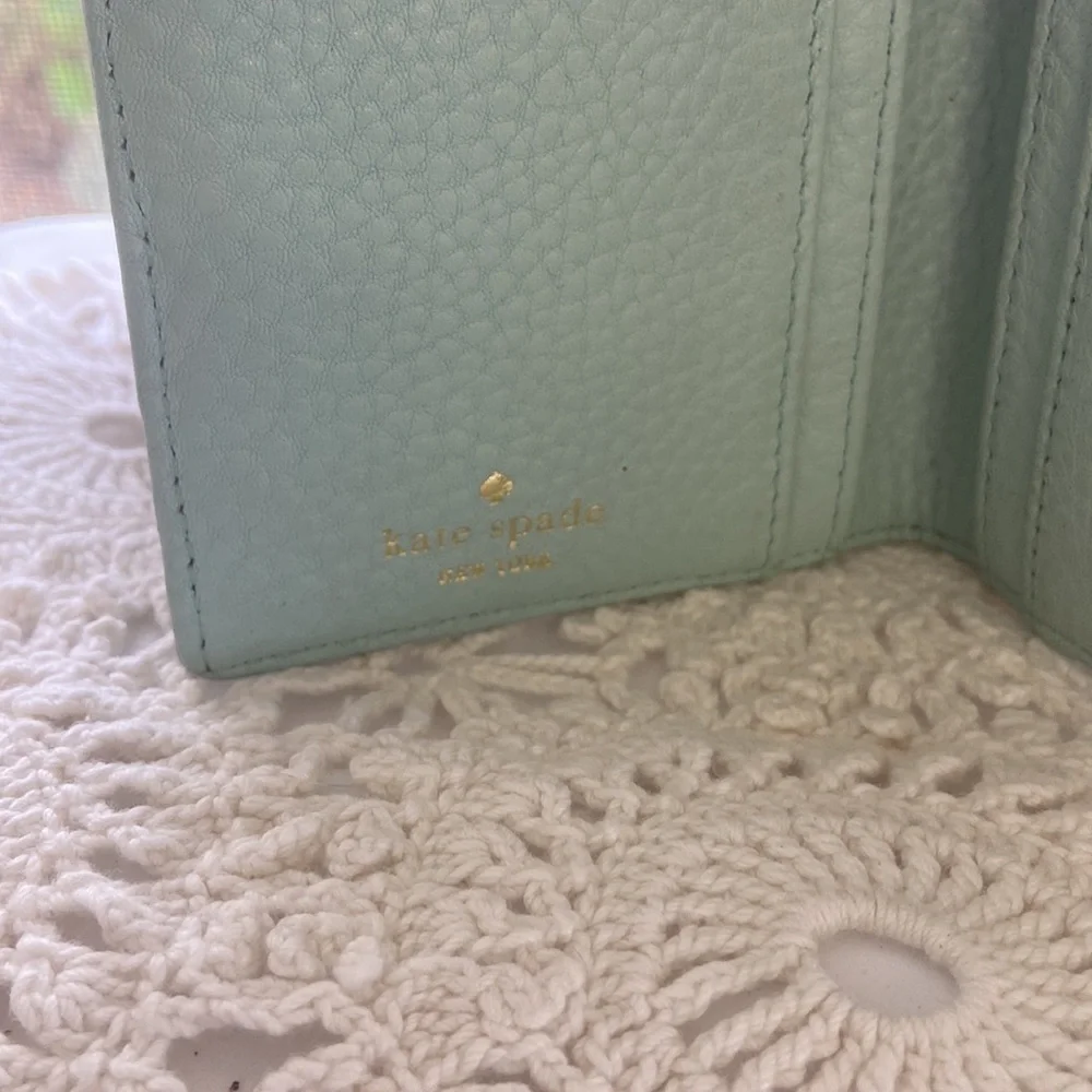 Kate Spade Robins Egg Blue Pebbled Leather Wallet Gold Trim Nice! Come see! - Picture 4 of 11
